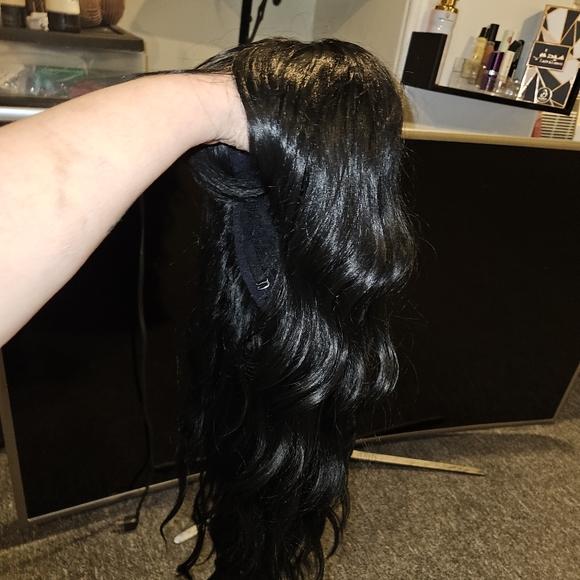 Black wig 18 inch - Picture 1 of 3